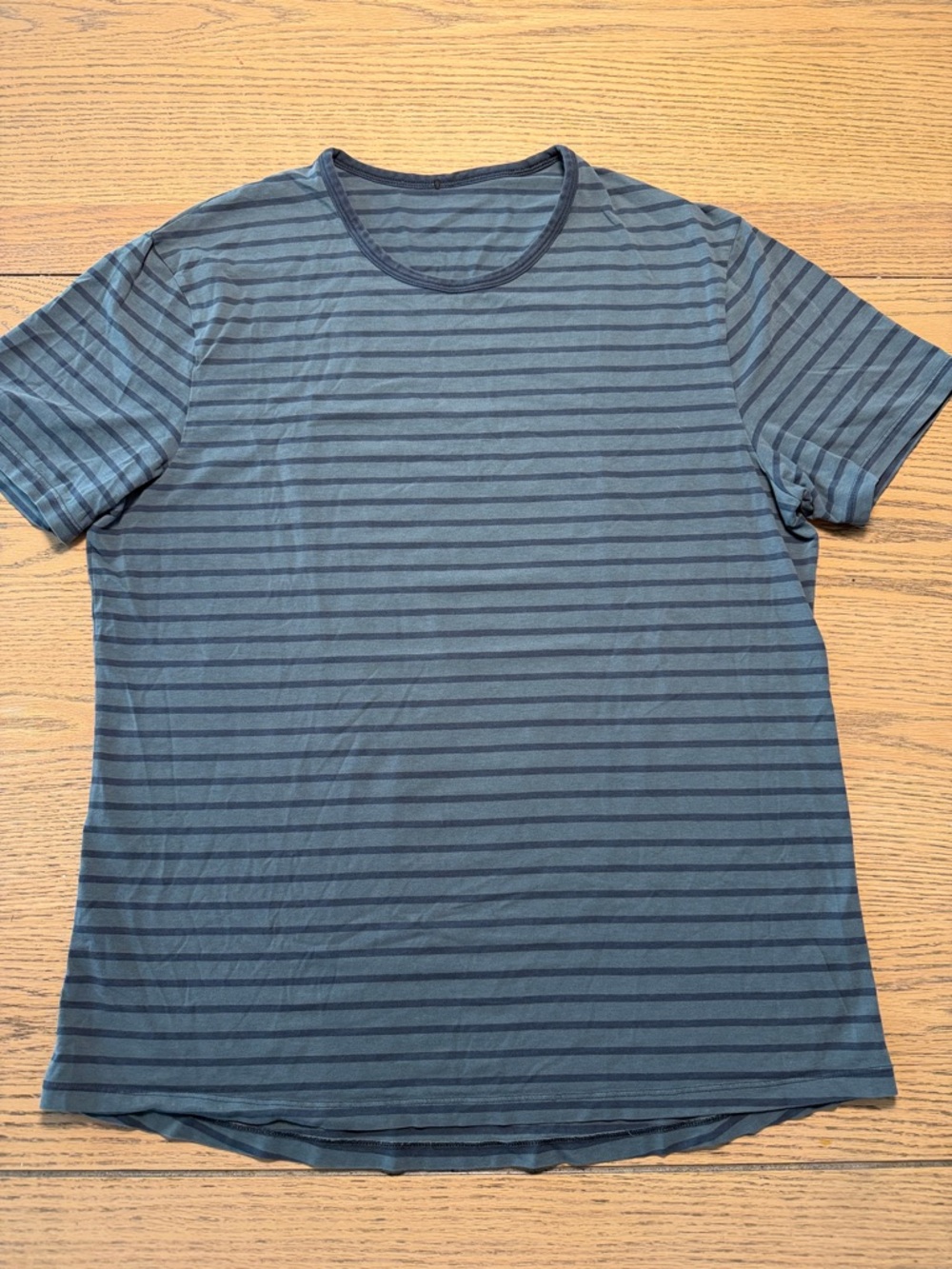 lululemon athletica Men's Blue Striped Crew Tee